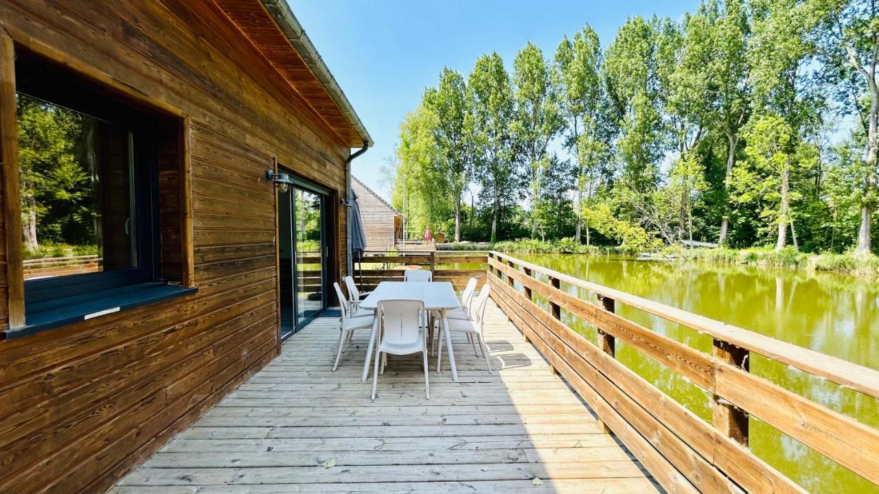Chalet Avec Terrasse Sur Pilotis Vue Sur L'Etang Rue  Exterior photo